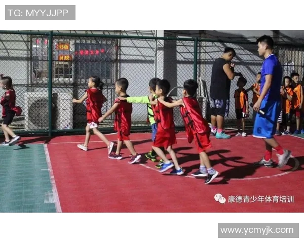 小学篮球节目精彩纷呈助力孩子们健康成长与团队合作精神培养